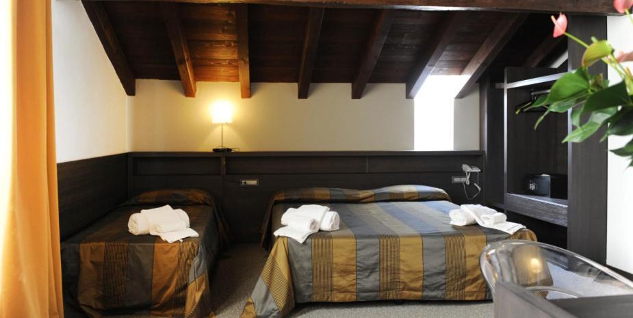 Locanda Sant'Ambrogio Rivalta  Dış mekan fotoğraf